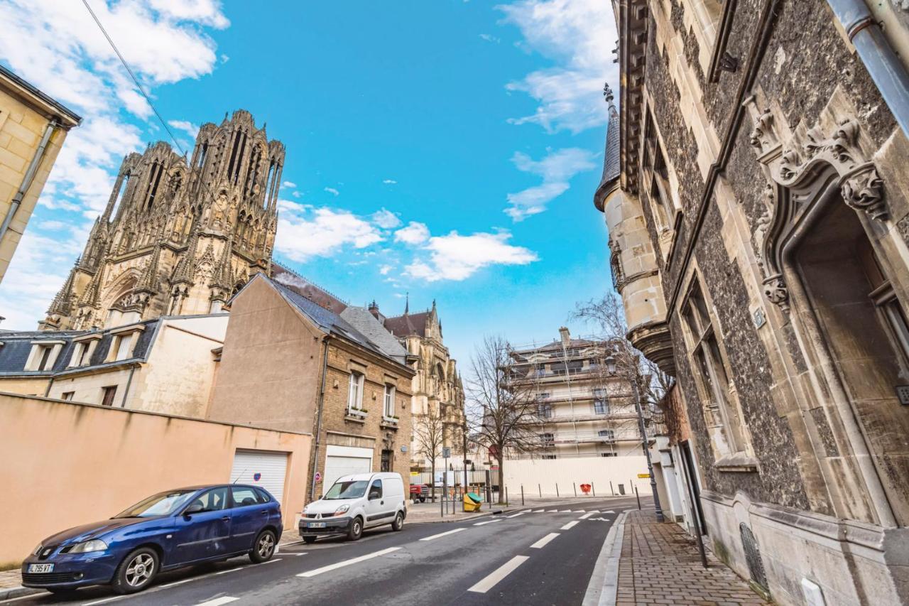 Tournelles Vue Cathedrale- Maison Climatisee Du Xvie Siecle Classee Leilighet Reims Eksteriør bilde